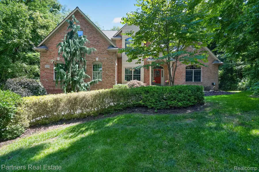 5935 Winans View Court, Pinckney, MI 48169 - #3