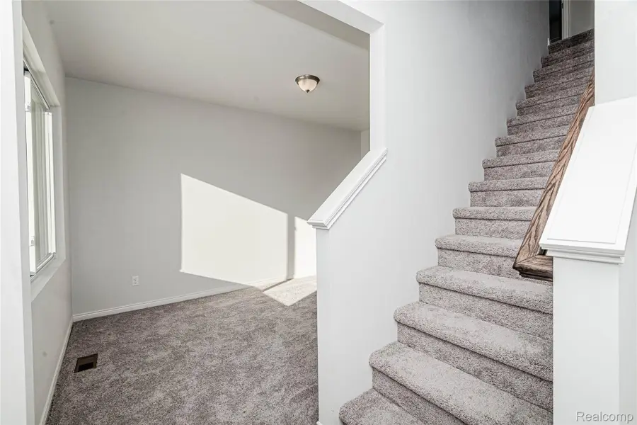 002 Oak Street, Grand Blanc, MI 48439 - #2