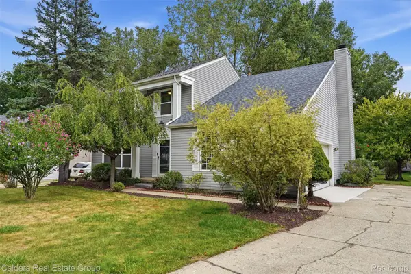 1753 Dawncrest Drive, WestBloomfield, MI 48324