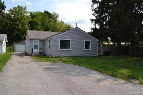 4265 Van Slyke Road, Flint, MI 48507