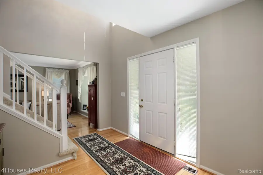 6046 Campfire Circle, Clarkston, MI 48346 - #3