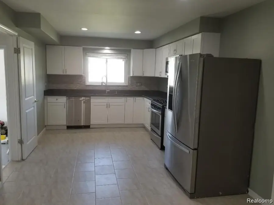 18203 Mott, Eastpointe, MI 48021 - #2