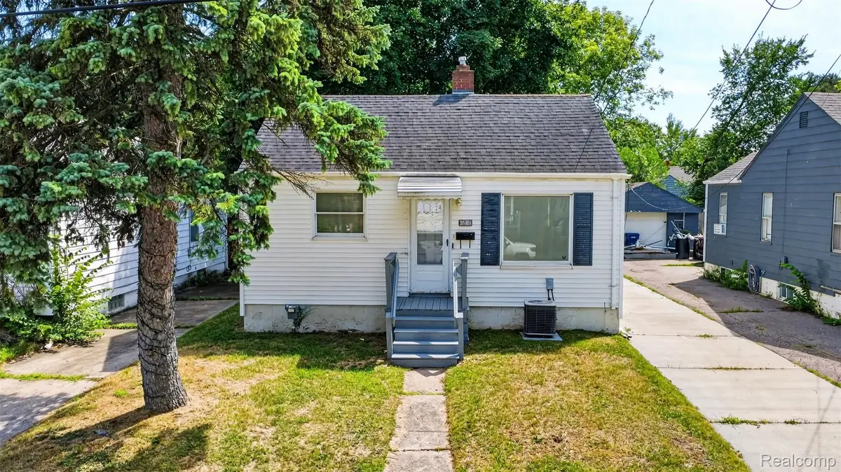 3509 Clairmont Street, Flint, MI 48503 - #1