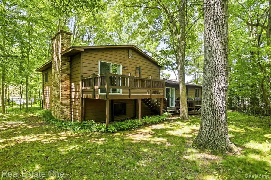 6218 Sturgeon Creek Parkway, Midland, MI 48640 - #3