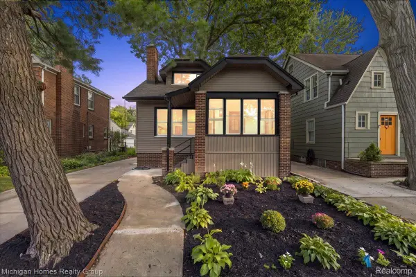 62 Wellesley Dr. Drive, PleasantRidge, MI 48069
