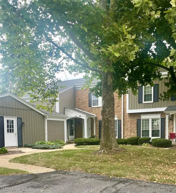 2612 E Williamsburg Circle N, AuburnHills, MI 48326