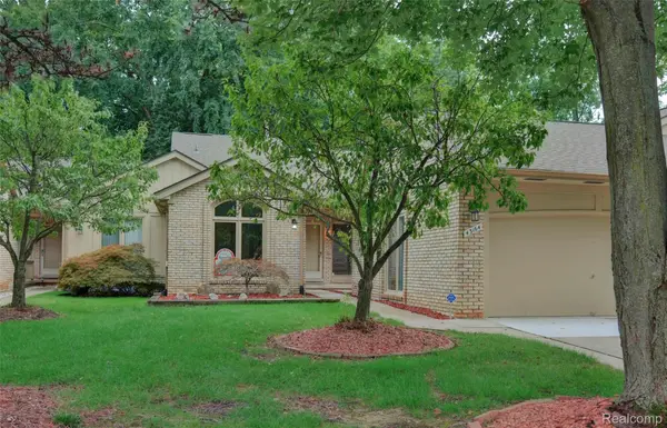 43164 W Kirkwood Drive #145, ClintonTwp, MI 48038