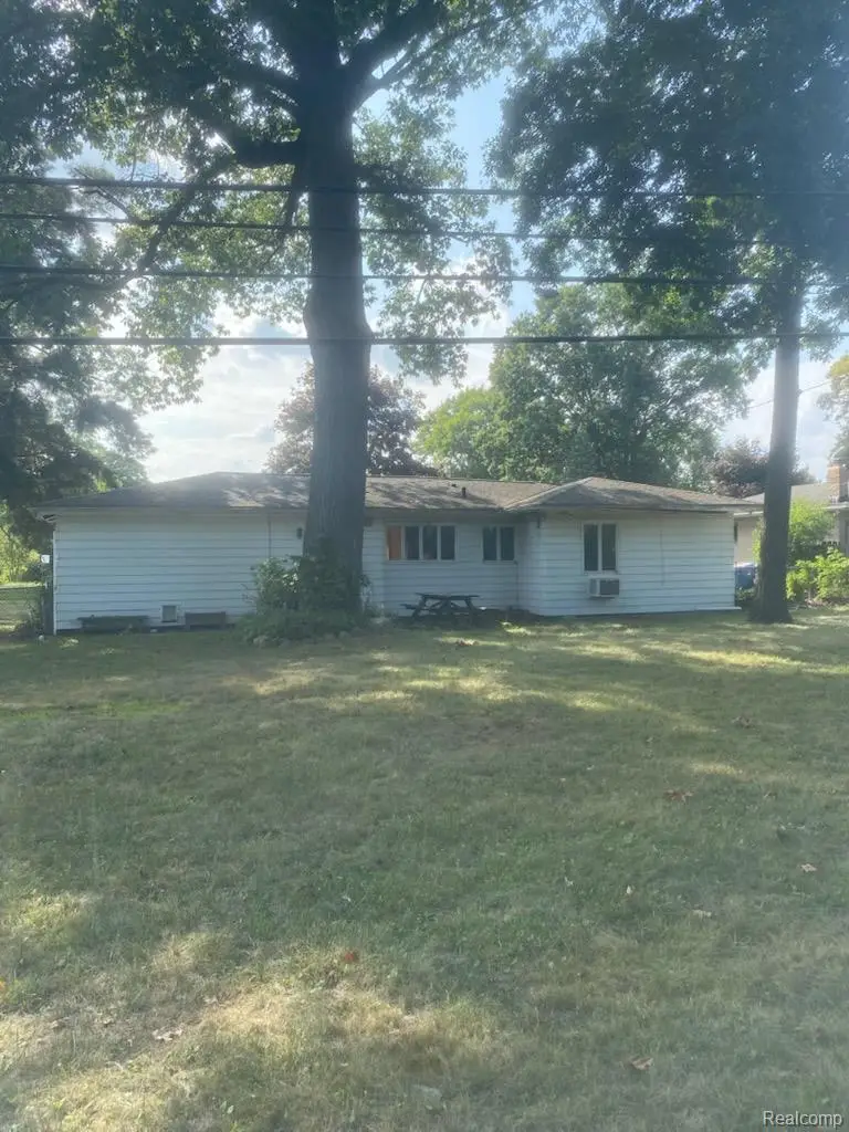 1226 Alhi Street, Waterford, MI 48328 - #2