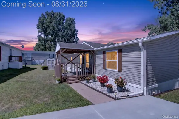 14151 E Tyler Dr, Plymouth, MI 48170