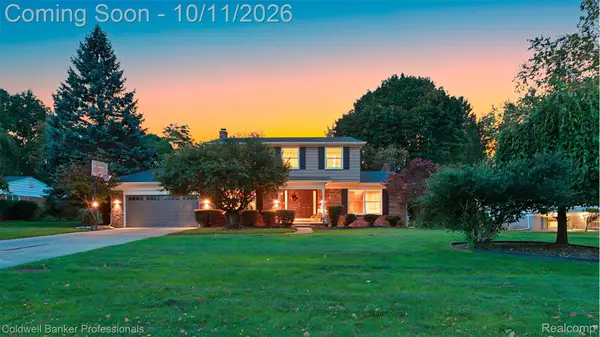 561 Fox River Drive, BloomfieldHills, MI 48304
