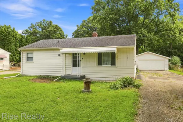 2097 Christner Street, Burton, MI 48519