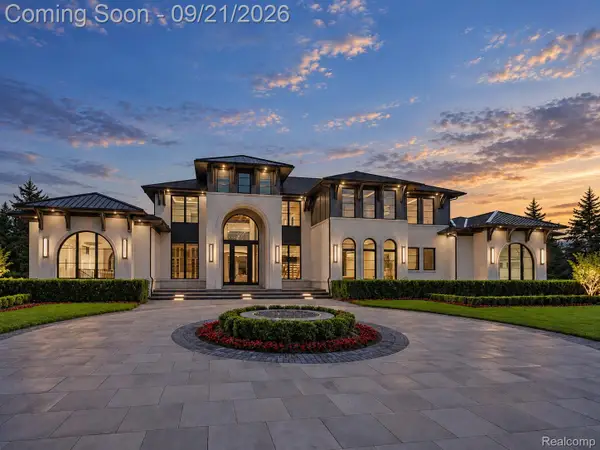 600 Chase Lane, BloomfieldHills, MI 48304