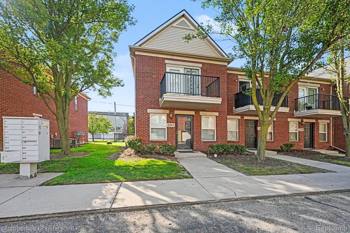 282 E Palmer Street, Detroit, MI 48202 - #1