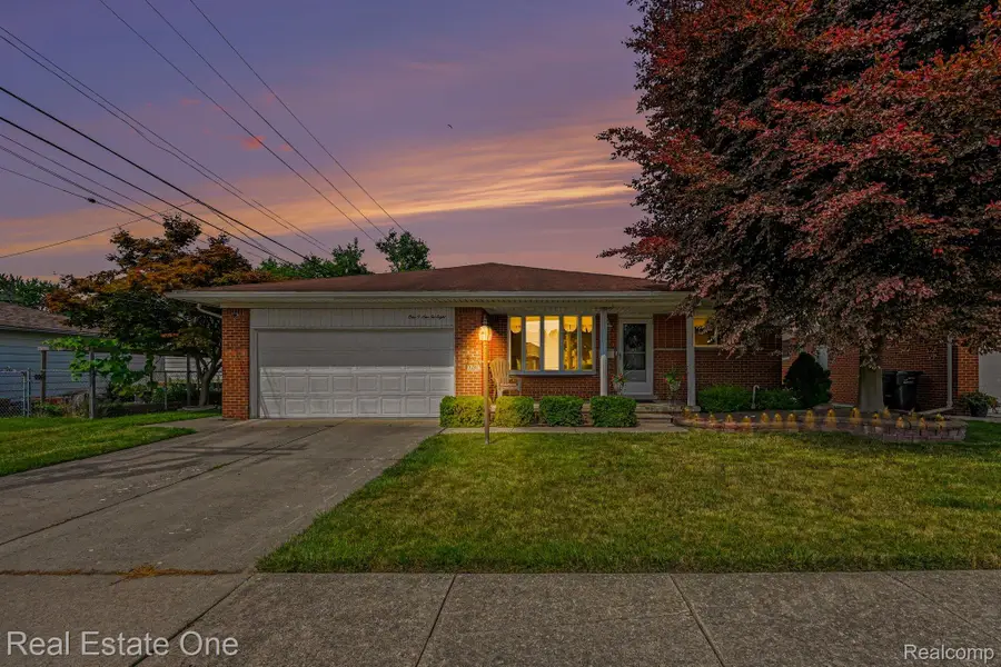 10928 Balfour Avenue, Allen Park, MI 48101 - #2