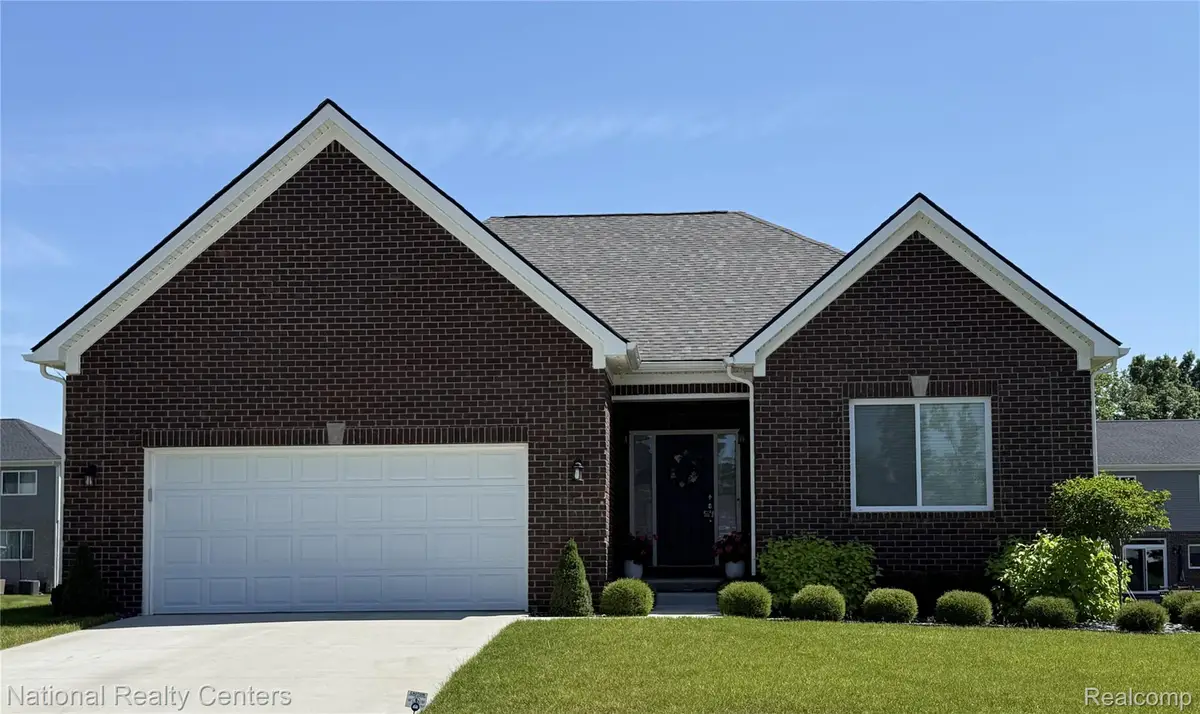 5603 Morgan Lake Drive, Clarkston, MI 48348 - #1