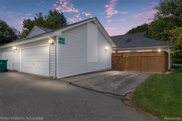 9500 Marina Court, WhiteLake, MI 48386