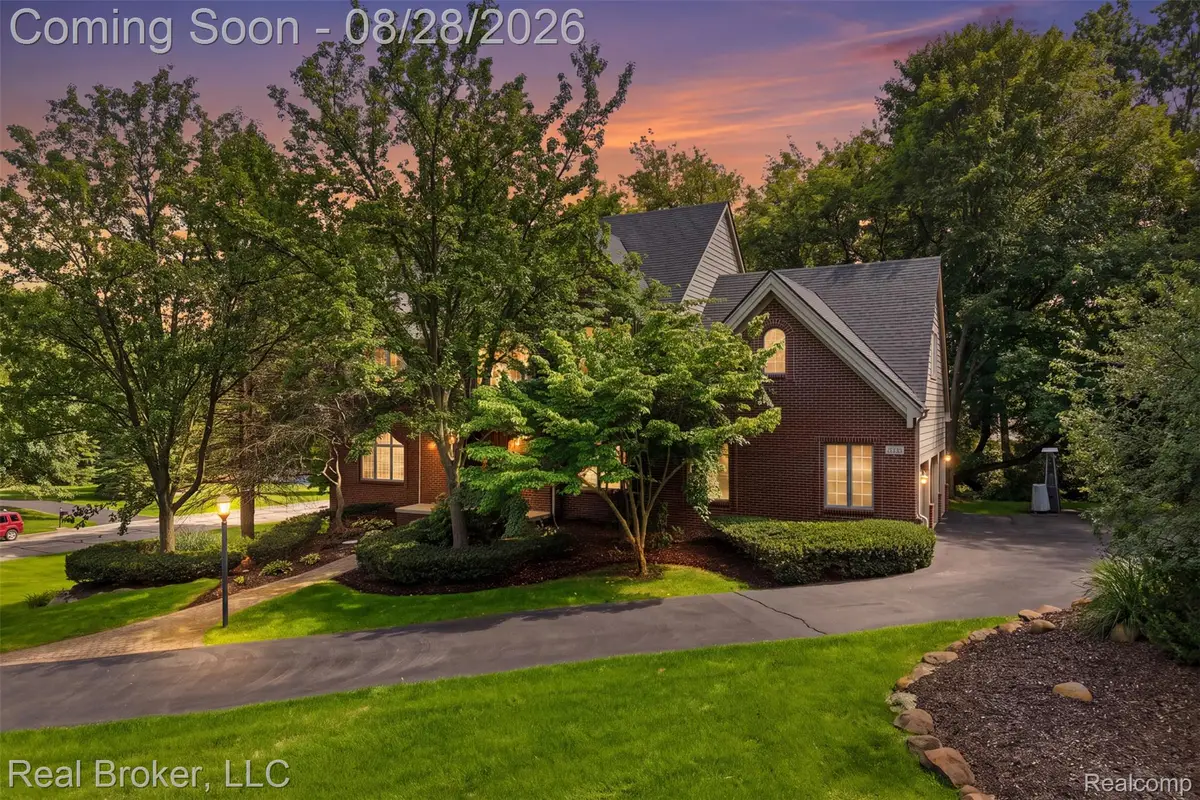 5380 Fieldstone Court, Brighton, MI 48116 - #1