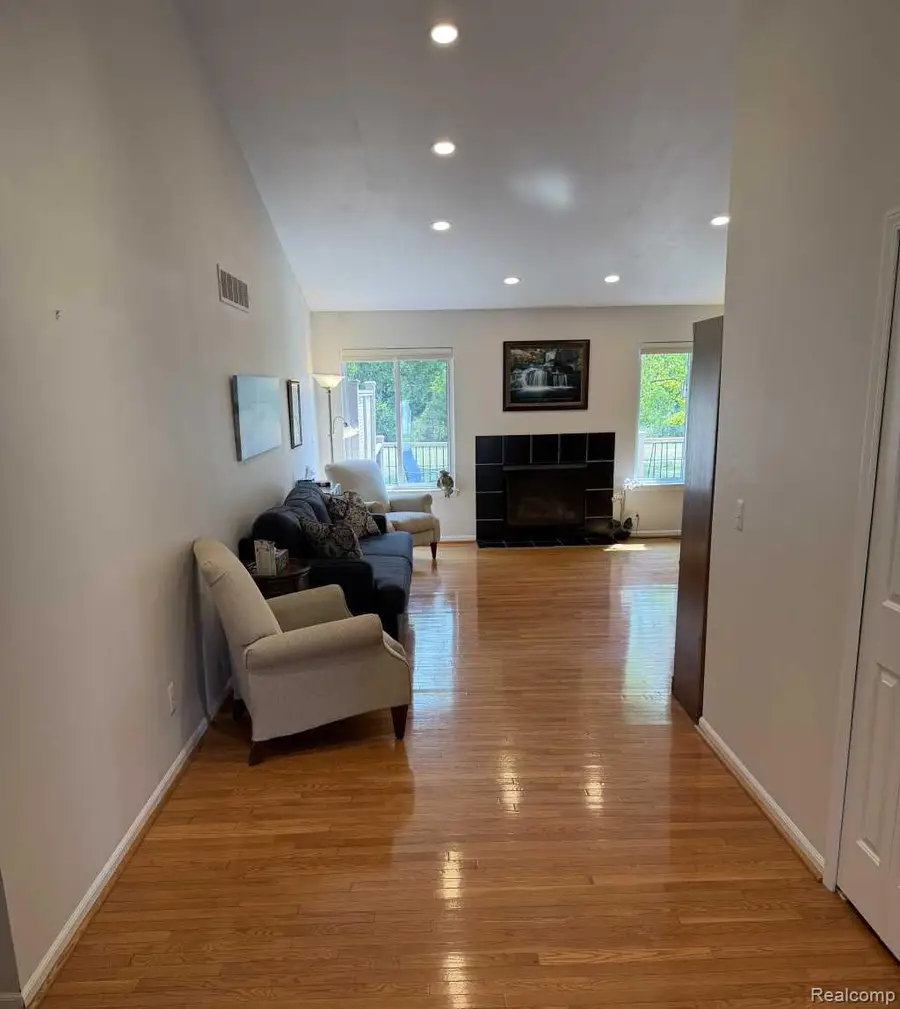 2589 Barns Drive, Westland, MI 48186 - #2