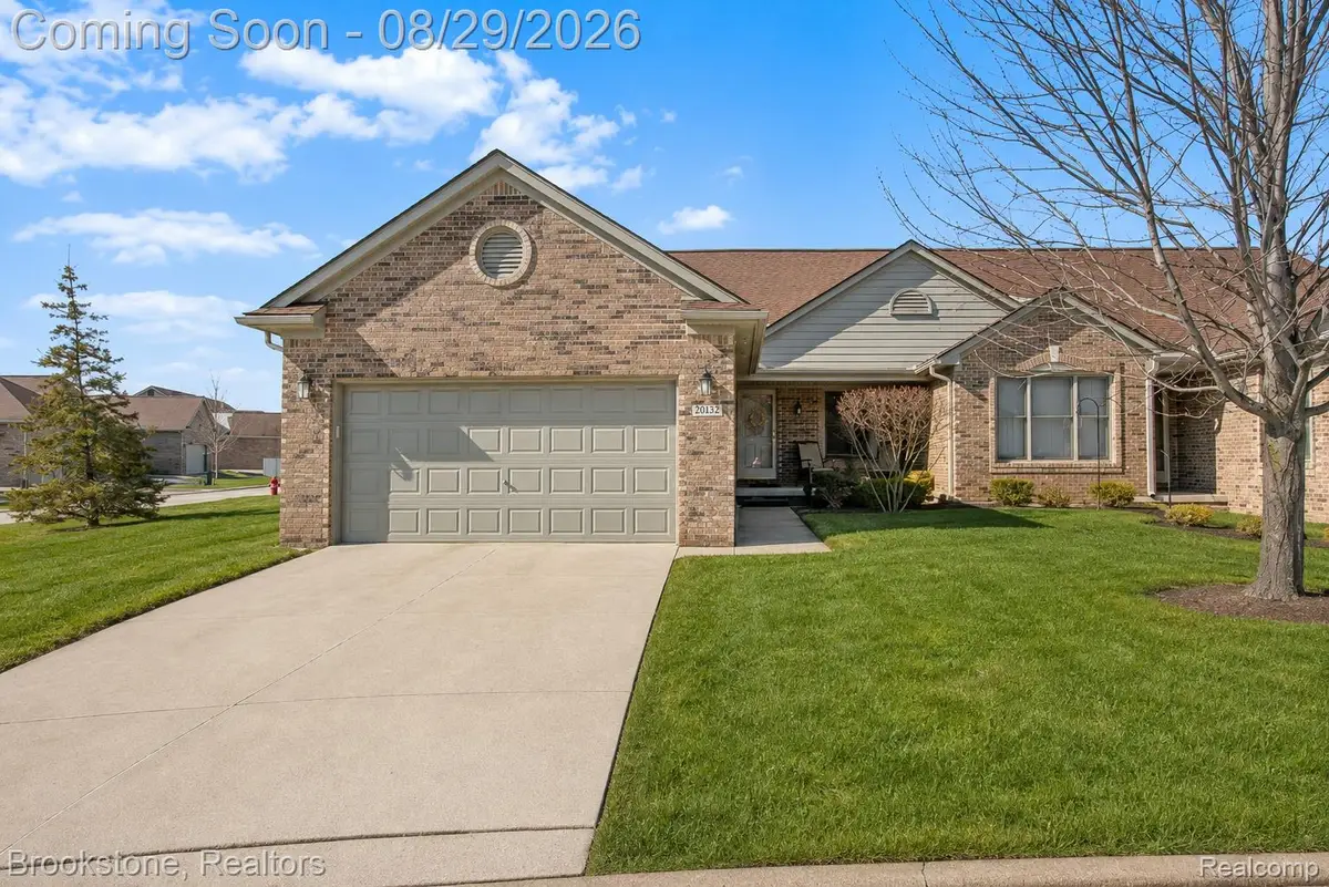 35413 Upmann Drive, Sterling Heights, MI 48310 - #1