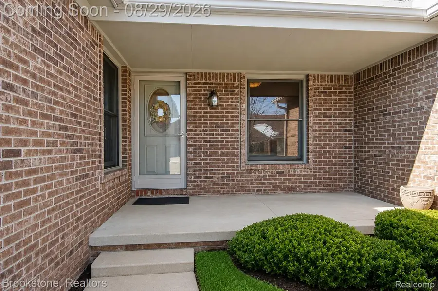 35413 Upmann Drive, Sterling Heights, MI 48310 - #2