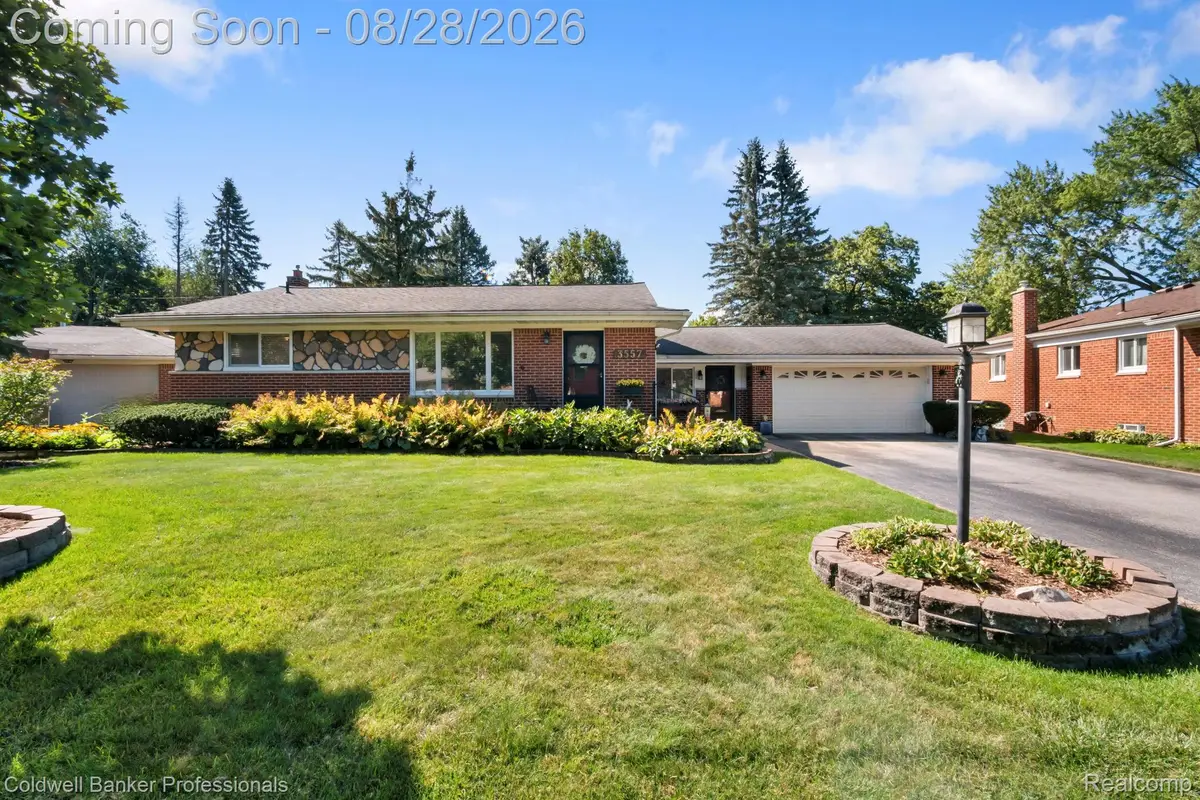 3557 Baybrook Drive, Waterford, MI 48329 - #1