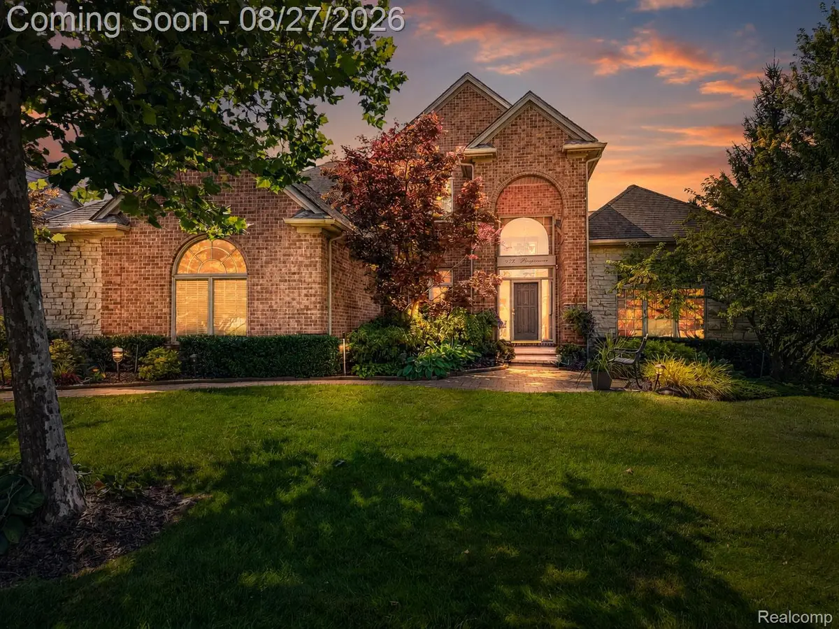 879 Benjamin Drive, Troy, MI 48098 - #1