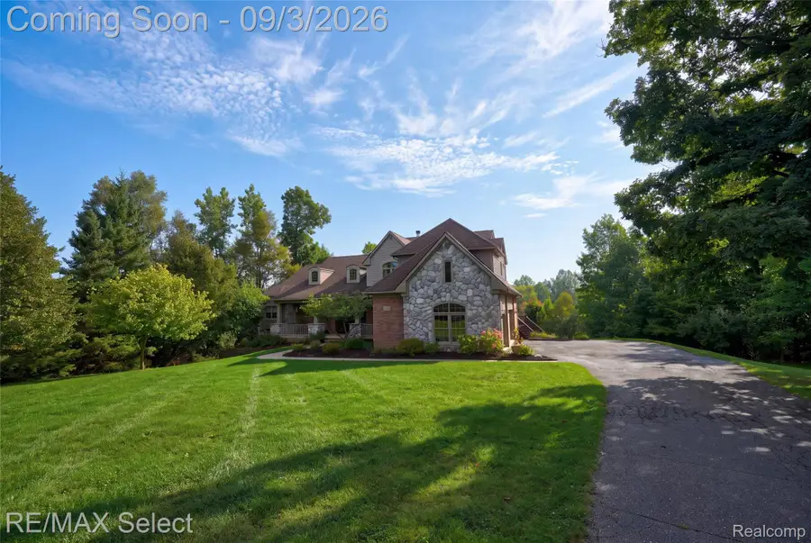 10454 Heron Court, Fenton, MI 48430 - #3