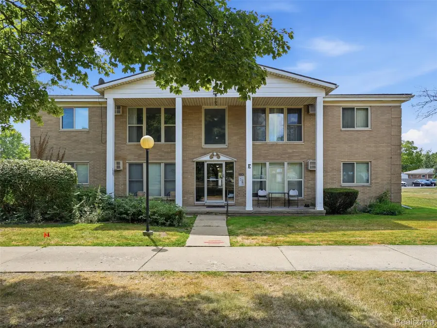 26345 W 7 Mile Road #229, Redford, MI 48240 - #3