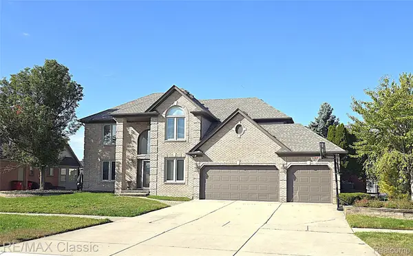 48259 Beacon Square Drive, Macomb, MI 48044