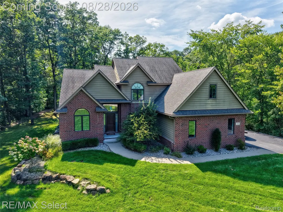 105 Lake Pines Drive, Brighton, MI 48114 - #1