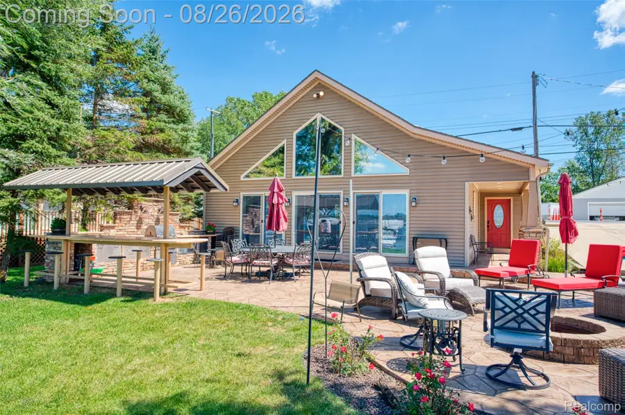 453 E Shore Drive, Whitmore Lake, MI 48189 - #2