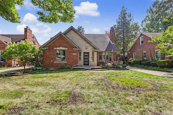 22331 Watsonia Street, Dearborn, MI 48128