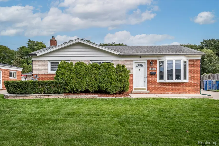 31406 Gloede Drive, Warren, MI 48088 - #2