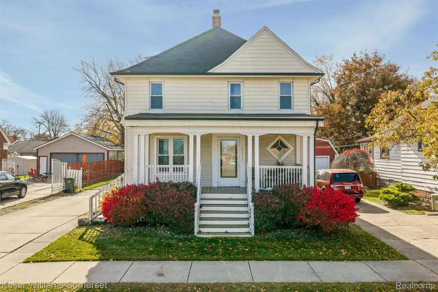 22816 Ridgeway Street, Saint Clair Shores, MI 48080 - #2