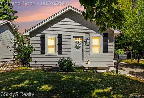 156 W Brickley Avenue, HazelPark, MI 48030