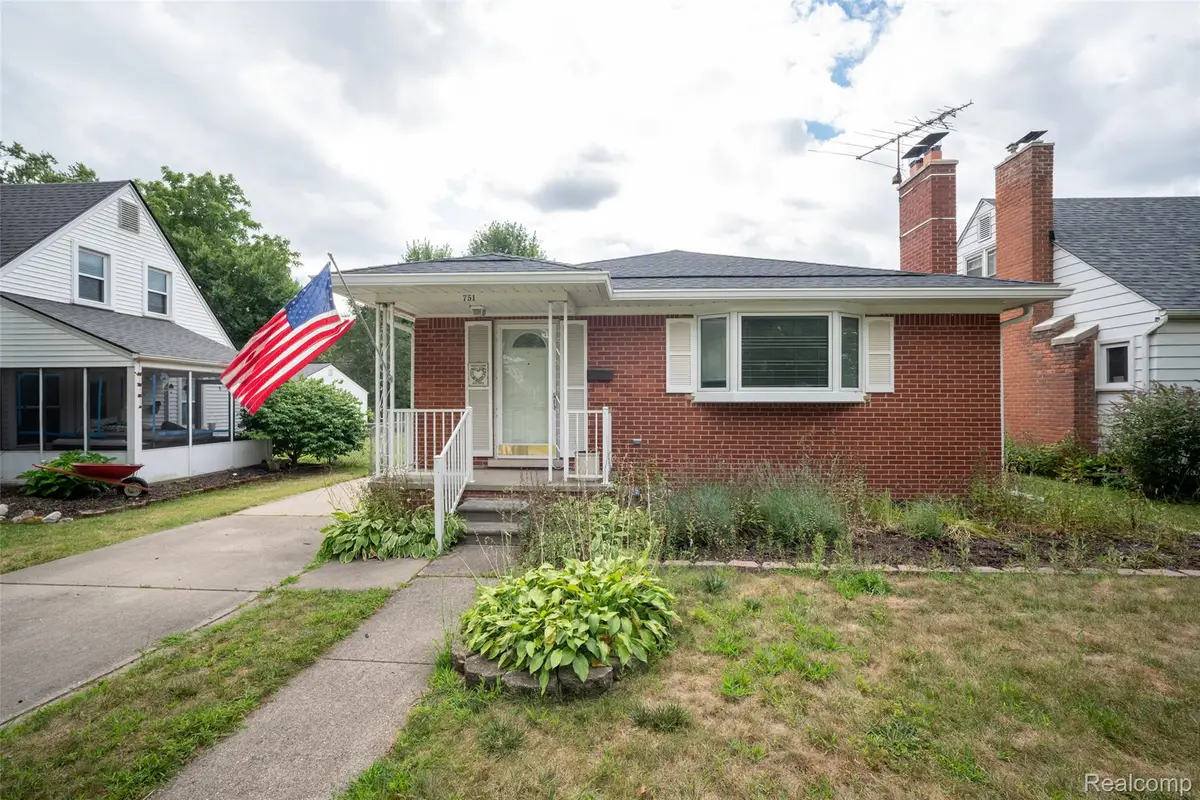 751 Auburn Street, Plymouth, MI 48170 - #1