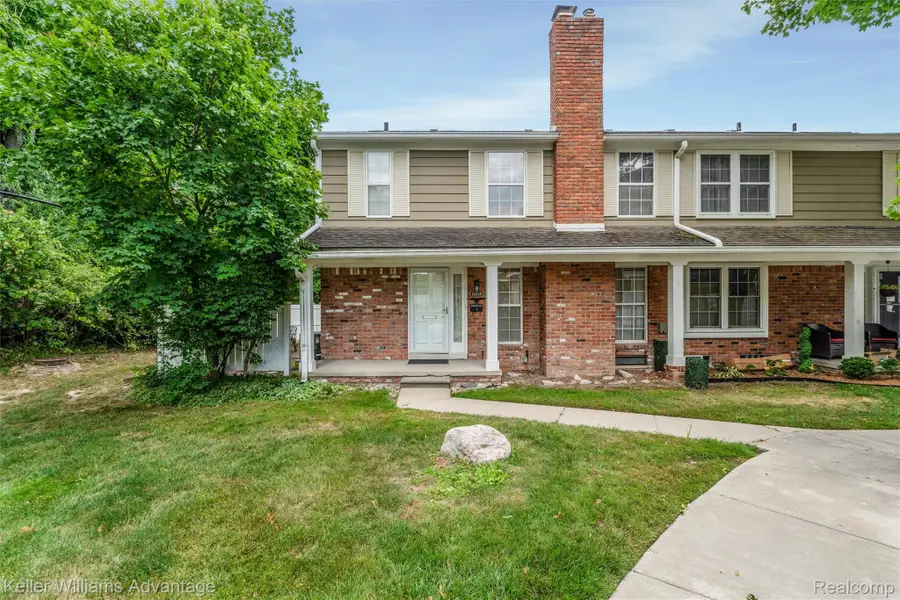 20928 E Glen Haven Circle, Northville, MI 48167 - #2