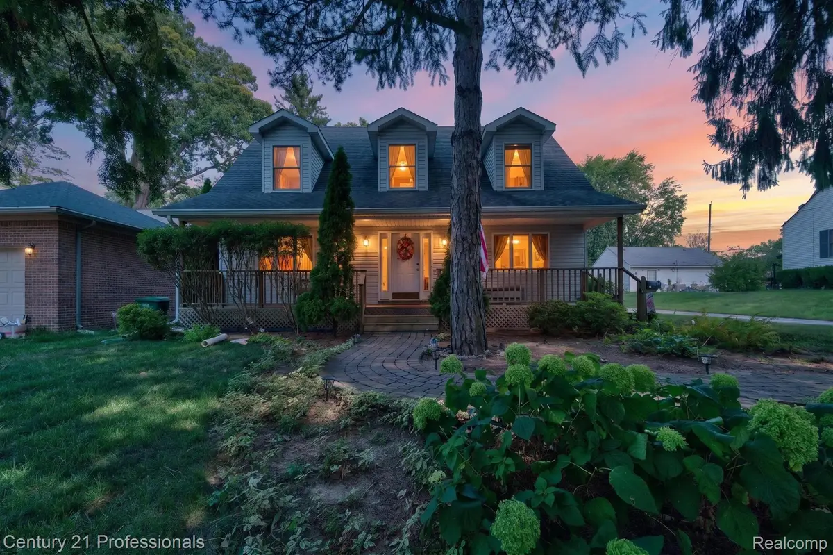 32120 Leona Street, Garden City, MI 48135 - #1