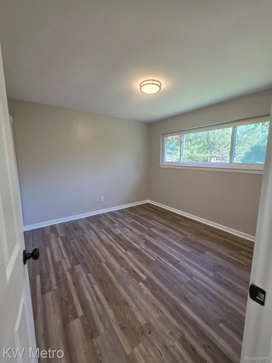 2644 Penna Drive, West Bloomfield, MI 48324 - #2