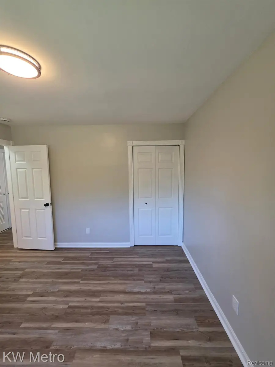 2644 Penna Drive, West Bloomfield, MI 48324 - #3
