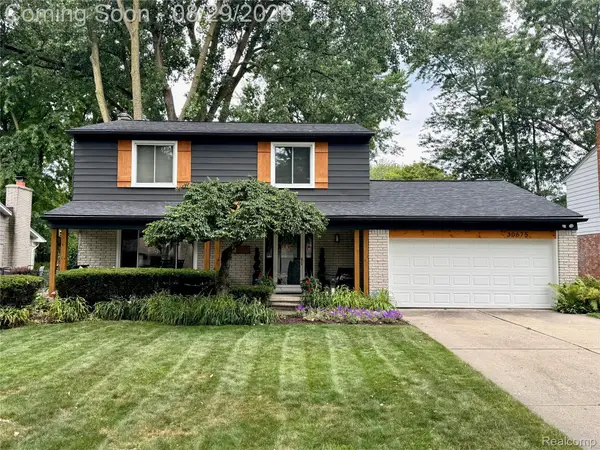 30675 Old Stream Street, Southfield, MI 48076