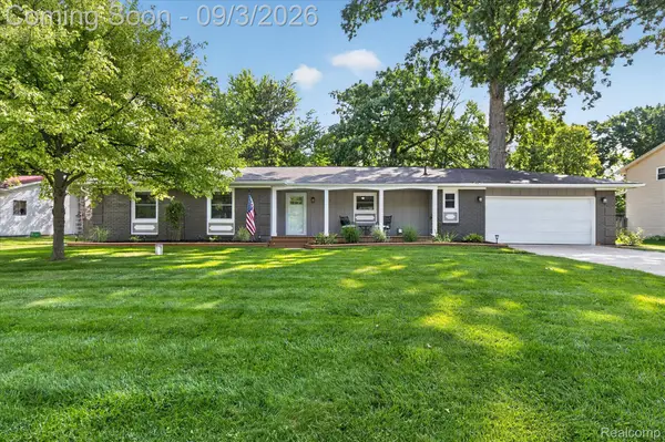 6215 Anavista Drive, Flint, MI 48507