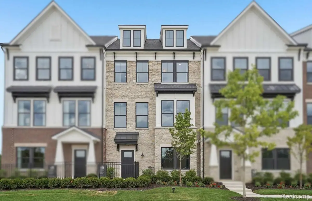 44020 Oakmont Drive, Plymouth, MI 48170 - #1