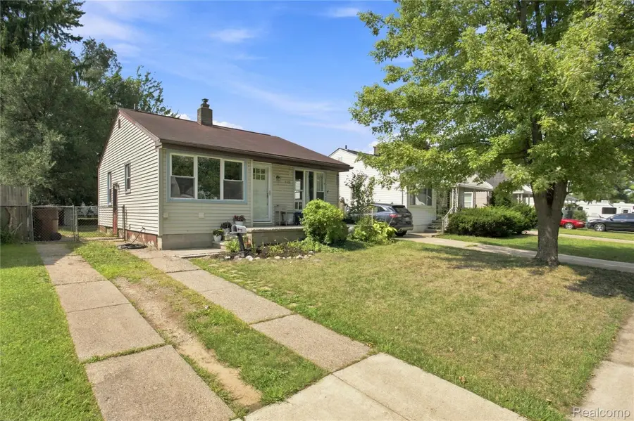 5108 Mildred Street, Wayne, MI 48184 - #3