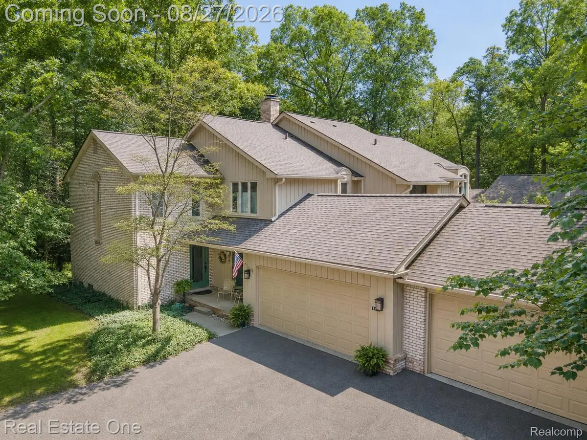 1361 Knollcrest Circle, Bloomfield, MI 48304 - #1