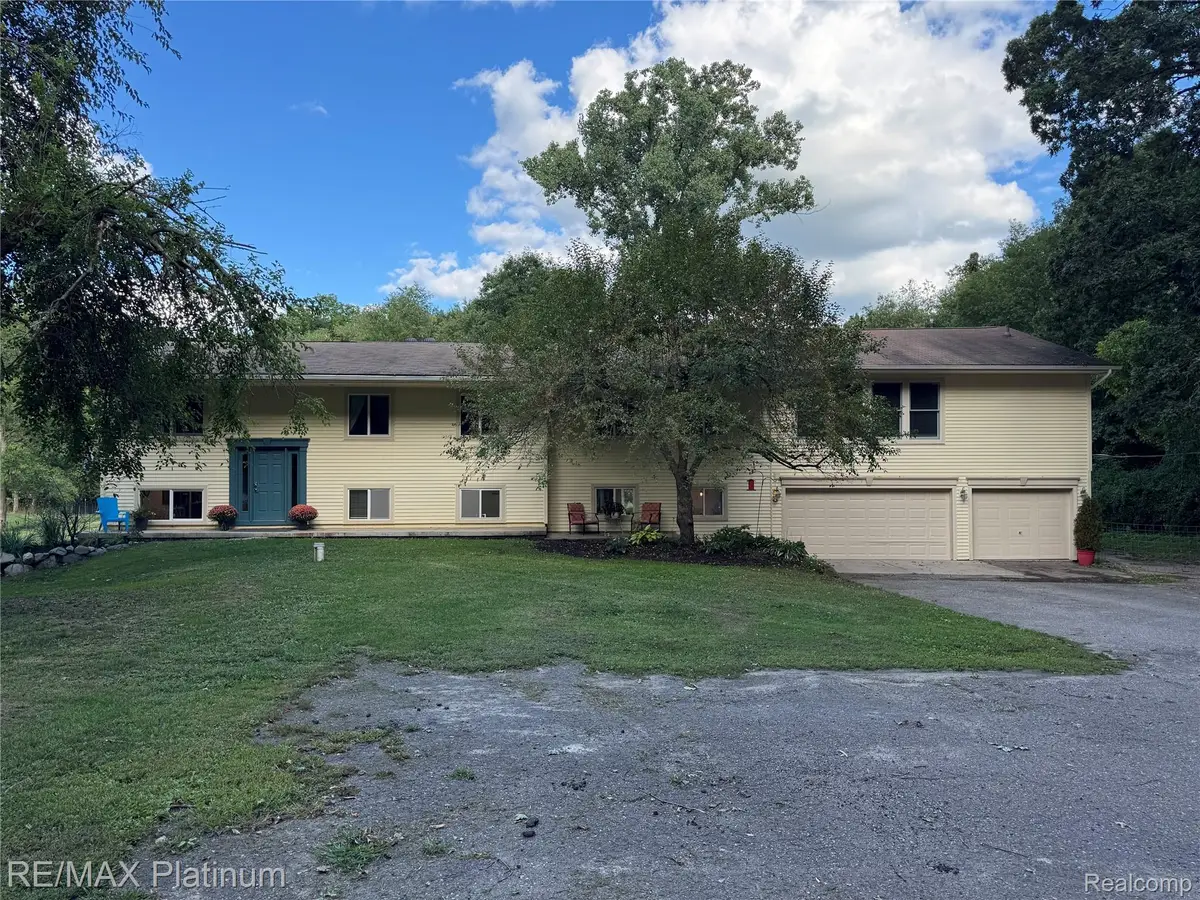 2805 Harmony Lane, Milford, MI 48380 - #1