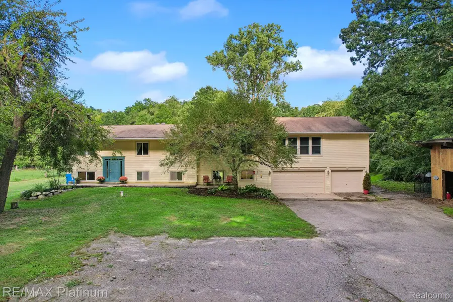 2805 Harmony Lane, Milford, MI 48380 - #2