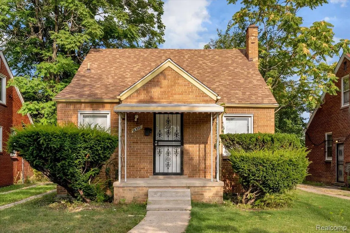 18320 Ashton Avenue, Detroit, MI 48219 - #1