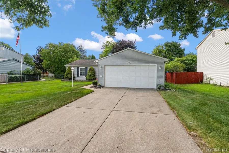 1148 Meadowlark Drive, Waterford, MI 48327 - #3