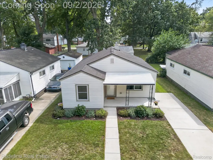 34537 Winslow Street, Wayne, MI 48184 - #2